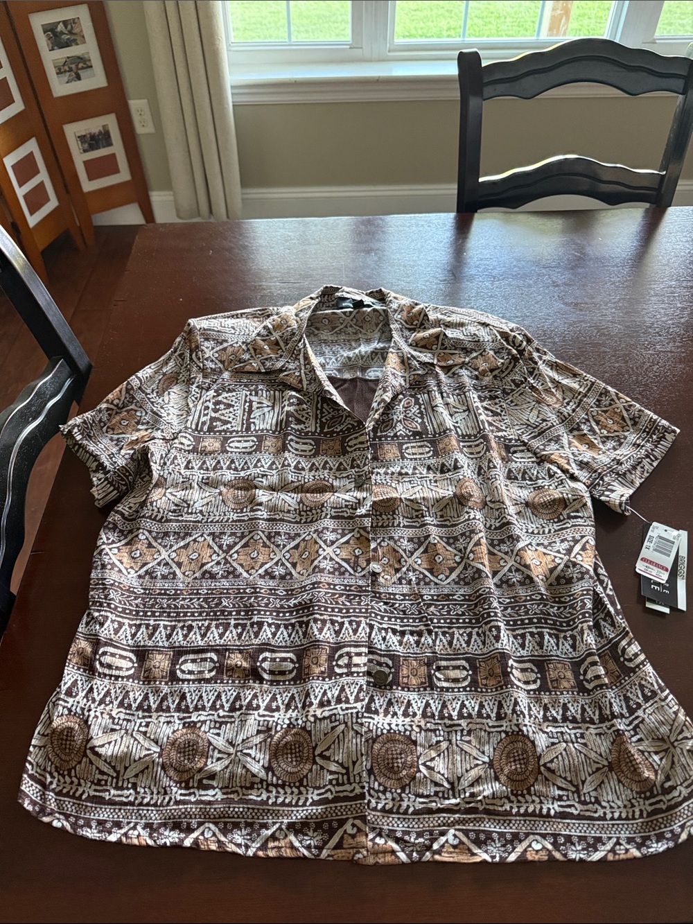 Briggs New York Brown and Cream Geometric Short-Sleeve Button Down